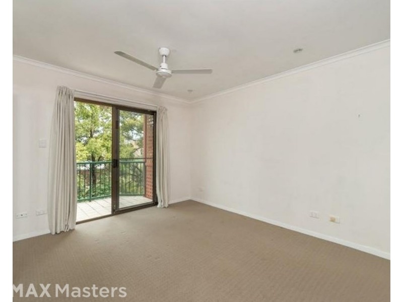 2/106 Sherwood Road, Toowong QLD 4066