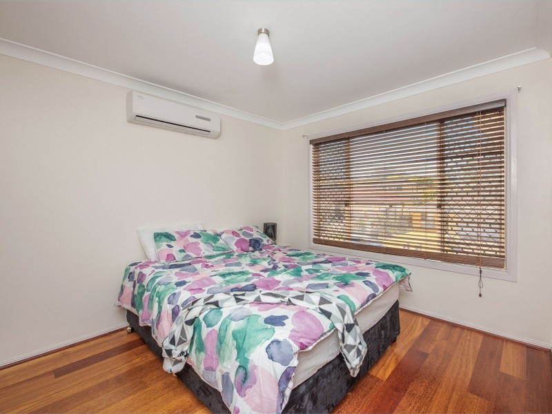 33 Degas Street, Forest Lake QLD 4078