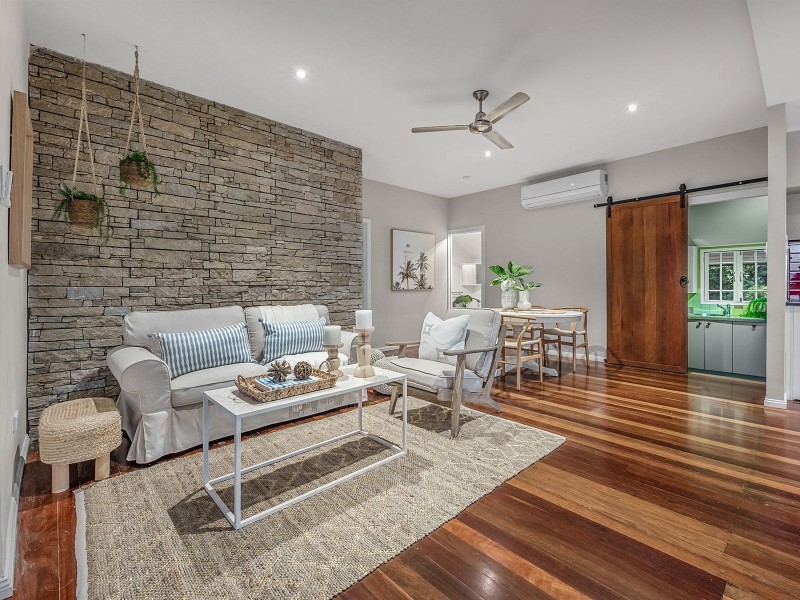 61 Fegen Dr, Moorooka QLD 4105