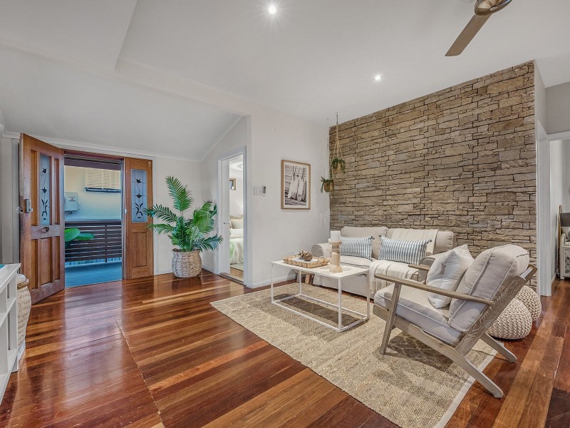 61 Fegen Dr, Moorooka QLD 4105