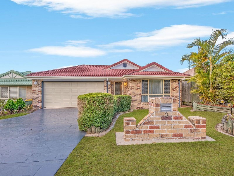 3 Blaxland Pl, Forest Lake QLD 4078