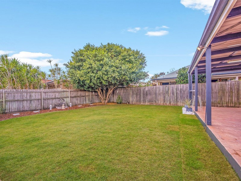 3 Blaxland Pl, Forest Lake QLD 4078