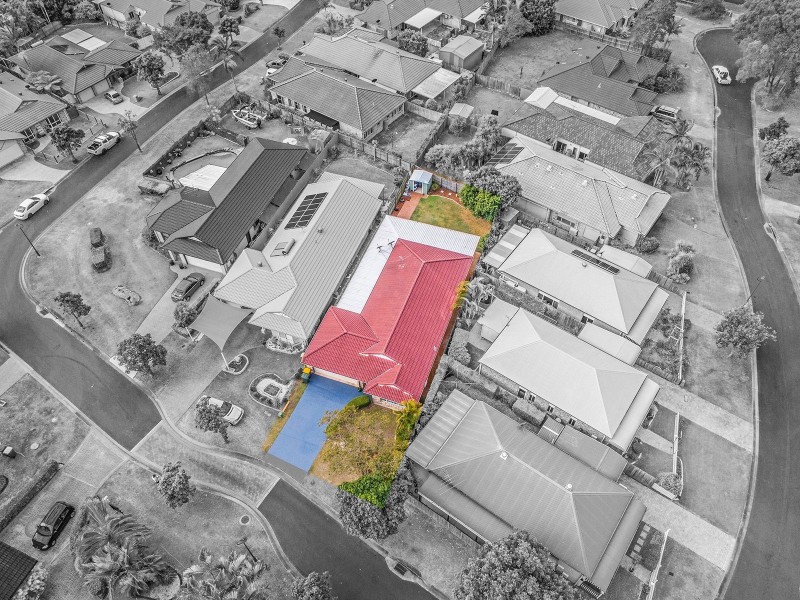 3 Blaxland Pl, Forest Lake QLD 4078