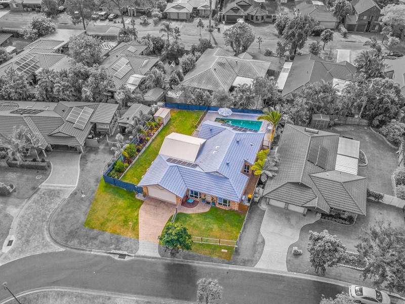 16 Blaxland Pl, Forest Lake QLD 4078