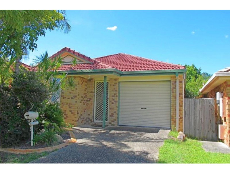 102 Jindabyne Cct, Forest Lake QLD 4078