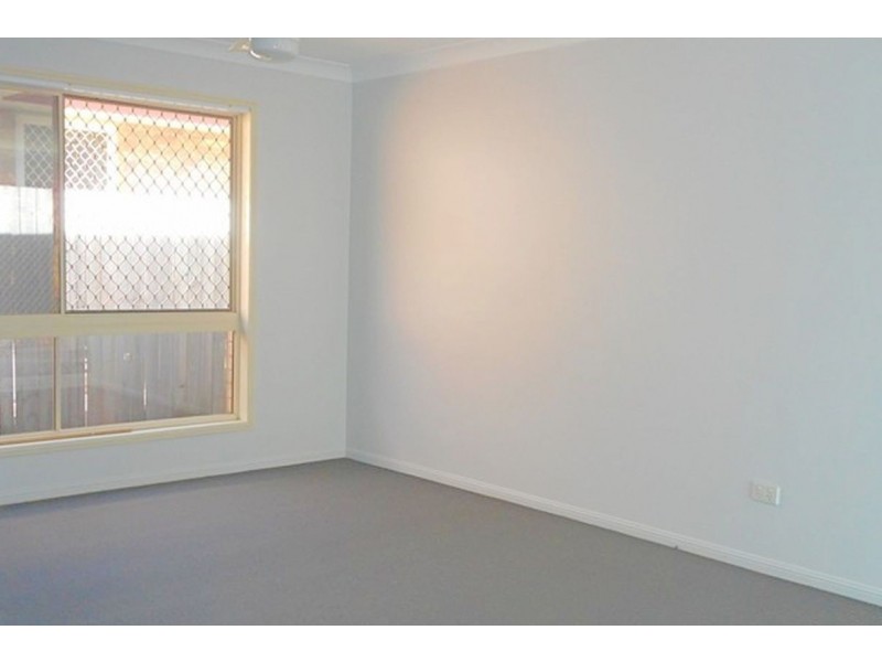 102 Jindabyne Cct, Forest Lake QLD 4078