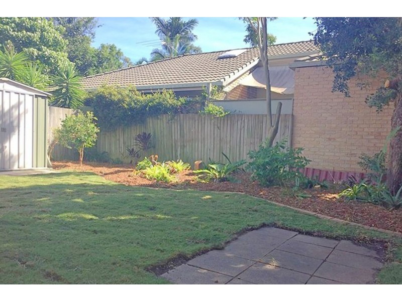 102 Jindabyne Cct, Forest Lake QLD 4078