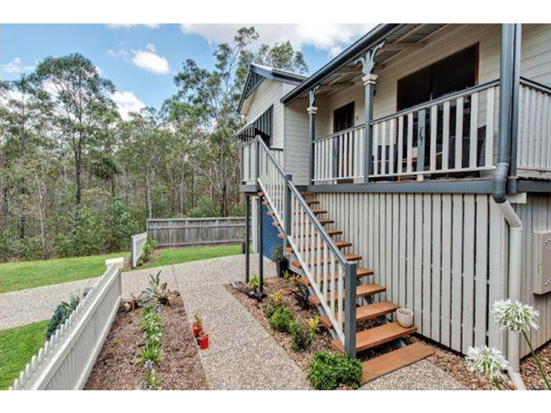 11 Keppel Cl, Springfield Lakes QLD 4300