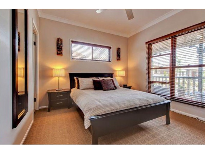 11 Keppel Cl, Springfield Lakes QLD 4300