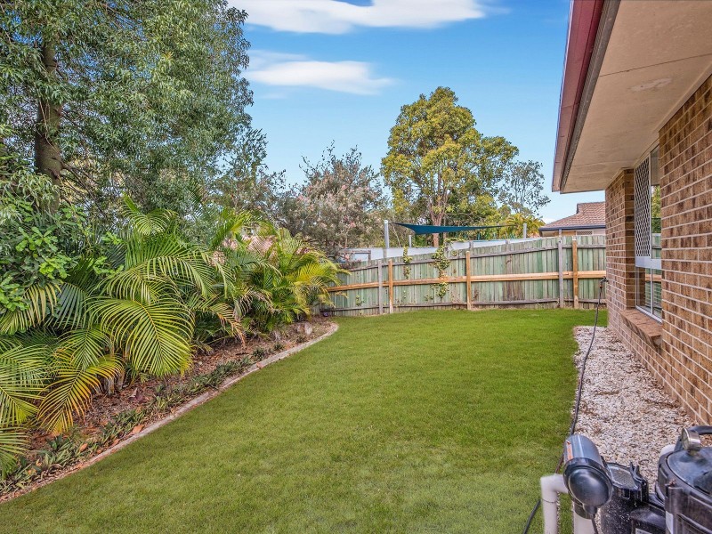 27 Solander Cct, Forest Lake QLD 4078