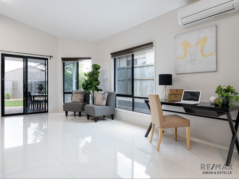 36 Ebony Place, Stretton QLD 4116