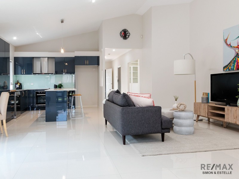 36 Ebony Place, Stretton QLD 4116