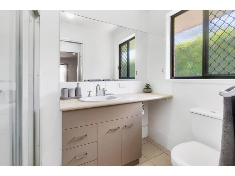59 Kakadu Street, Parkinson QLD 4115