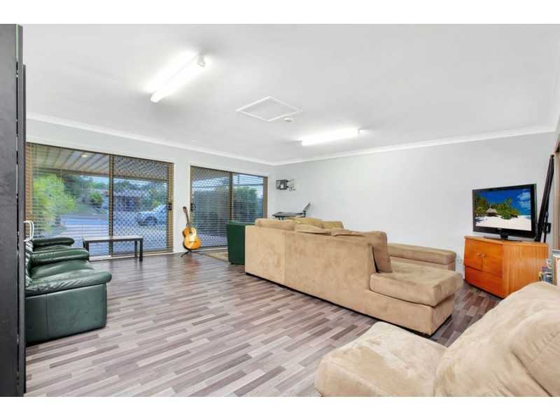 8 Wade Court, Boronia Heights QLD 4124