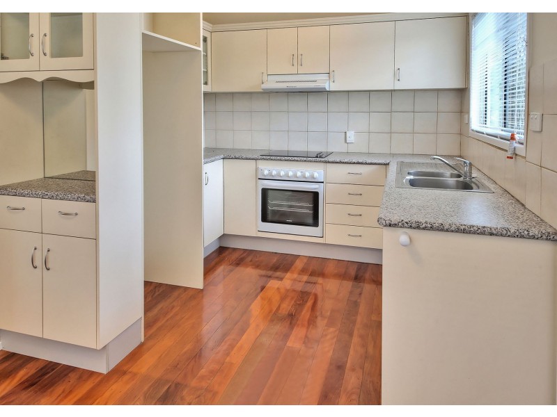 27 Highcrest Dr, Browns Plains QLD 4118