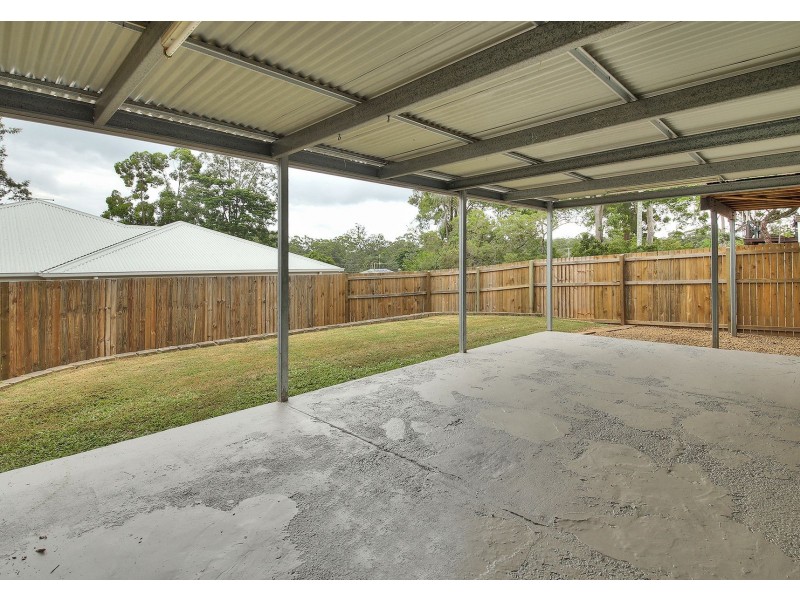 27 Highcrest Dr, Browns Plains QLD 4118