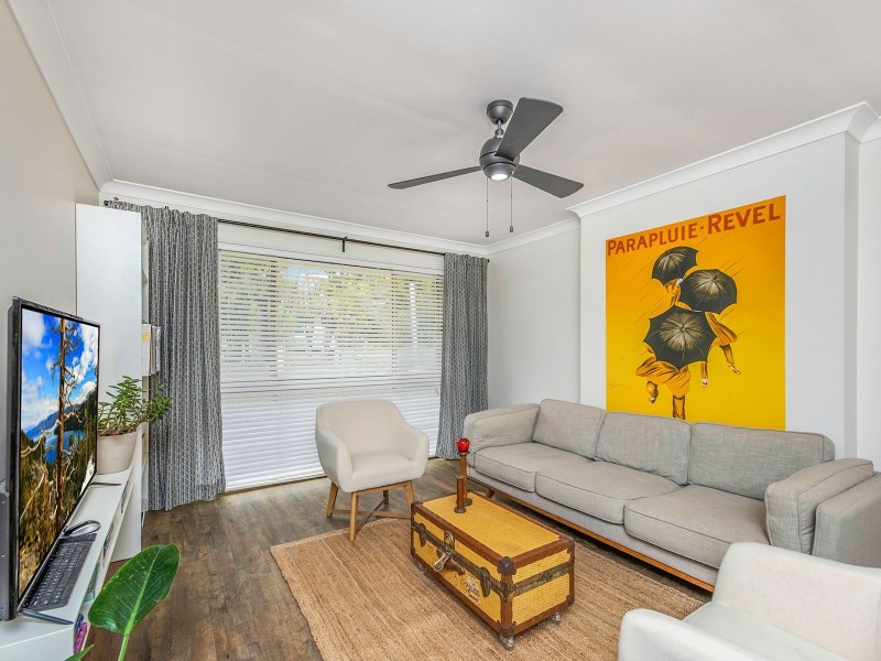 42 Acorn Cct, Forest Lake QLD 4078