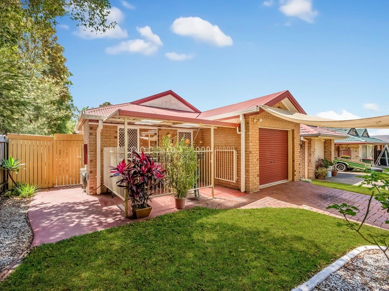 17 Baxter Cres, Forest Lake QLD 4078