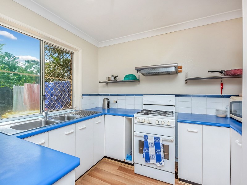 17 Baxter Cres, Forest Lake QLD 4078