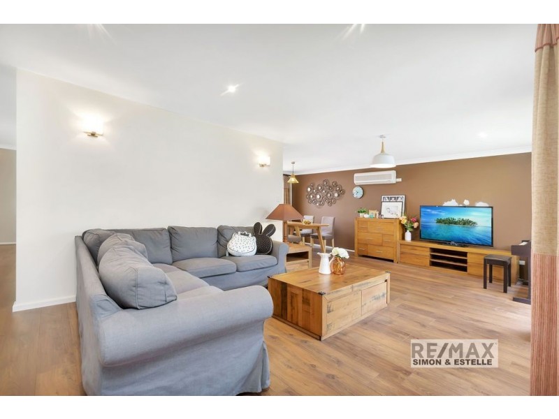 66 Blue Grass Crescent, Eight Mile Plains QLD 4113