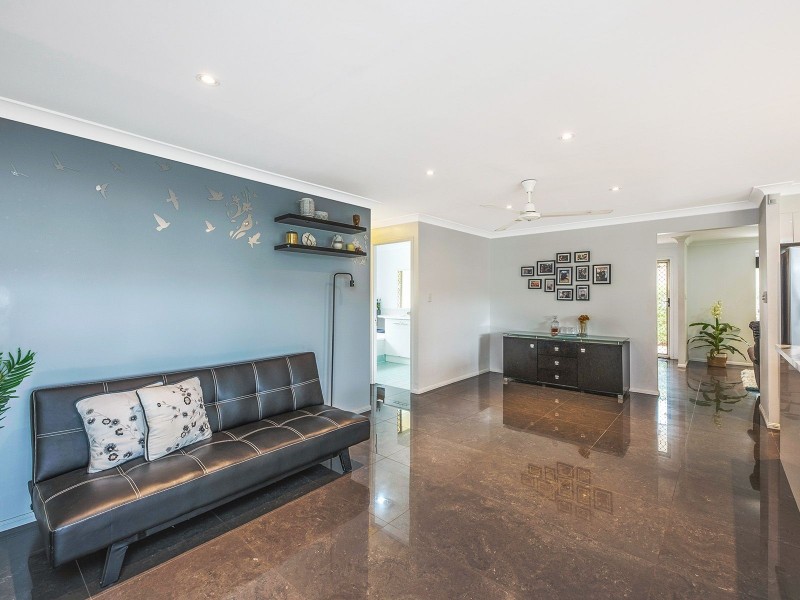 1 Glengyle Place, Forest Lake QLD 4078