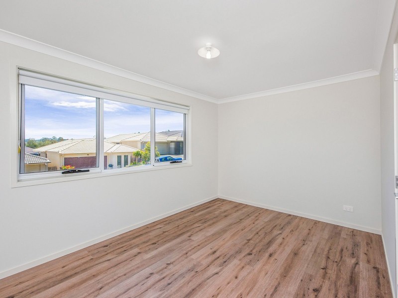 6 Gelu Court, Springfield Lakes QLD 4300
