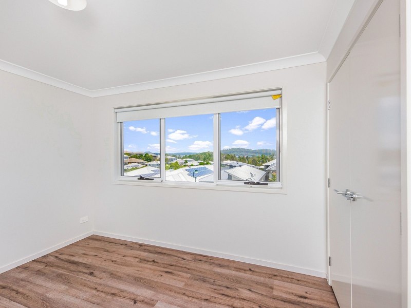6 Gelu Court, Springfield Lakes QLD 4300