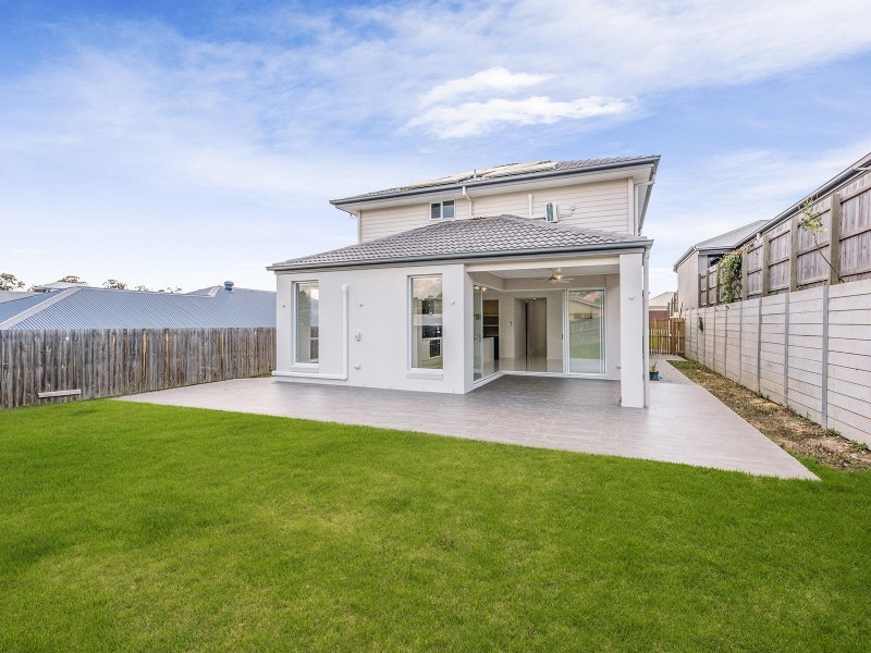 6 Gelu Court, Springfield Lakes QLD 4300