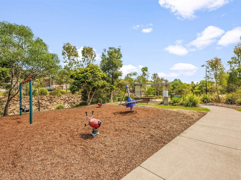 6 Gelu Court, Springfield Lakes QLD 4300