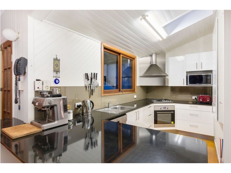 103 Cavendish Road, Coorparoo QLD 4151