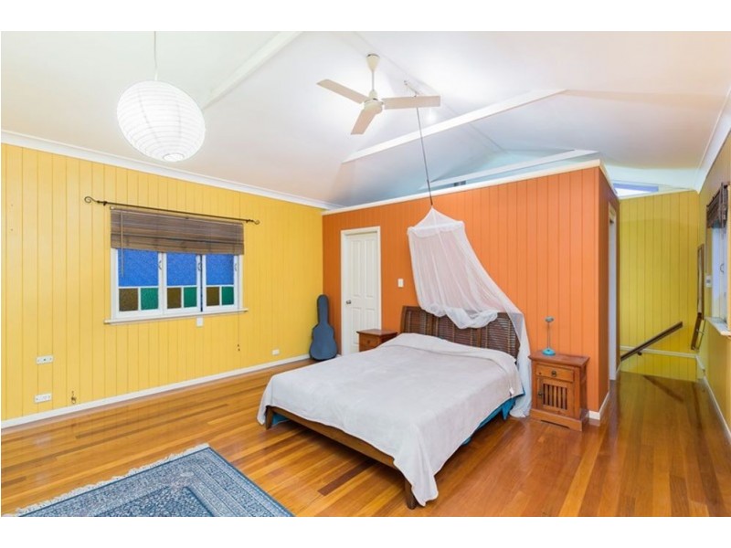 103 Cavendish Road, Coorparoo QLD 4151