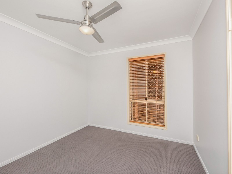 42 Laricina Cct, Forest Lake QLD 4078