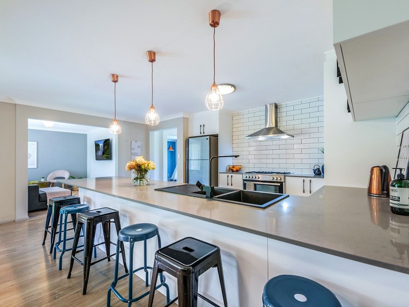 78 Snowy River Cct, Forest Lake QLD 4078