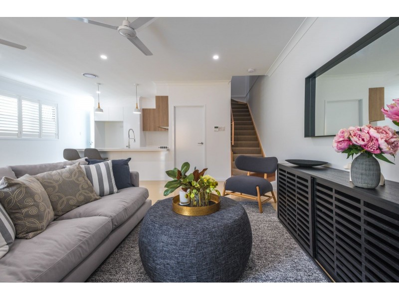 27 Sunflower Crescent, Calamvale QLD 4116