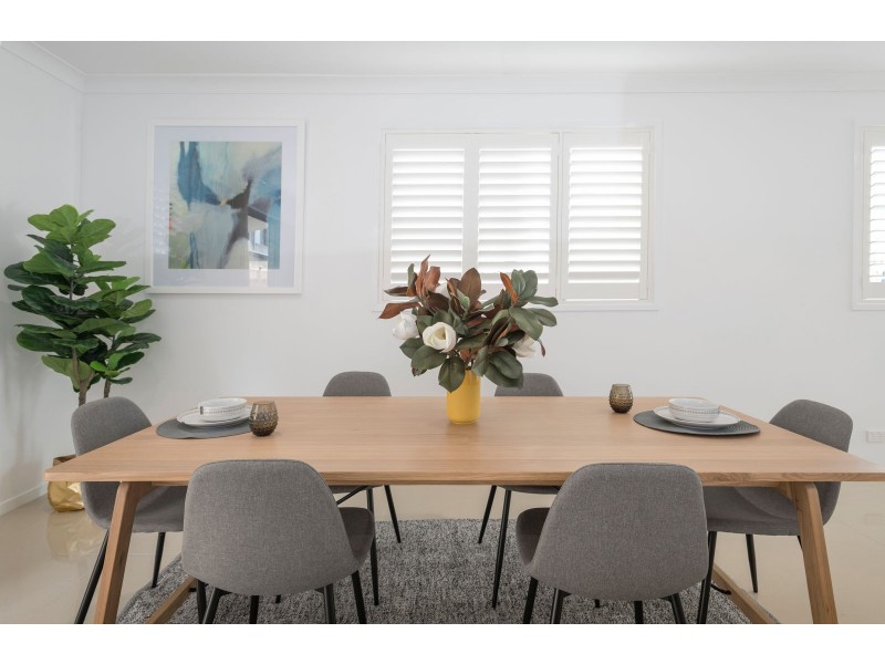 27 Sunflower Crescent, Calamvale QLD 4116