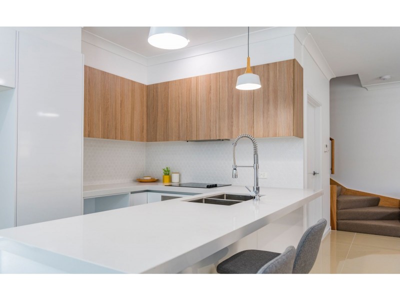 27 Sunflower Crescent, Calamvale QLD 4116