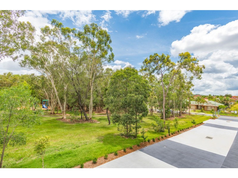 27 Sunflower Crescent, Calamvale QLD 4116