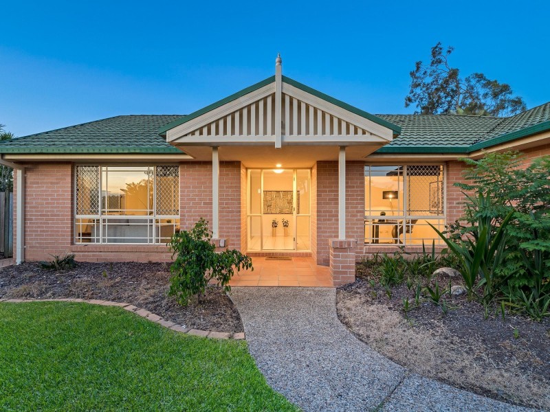 2 Aspen Crescent, Parkinson QLD 4115