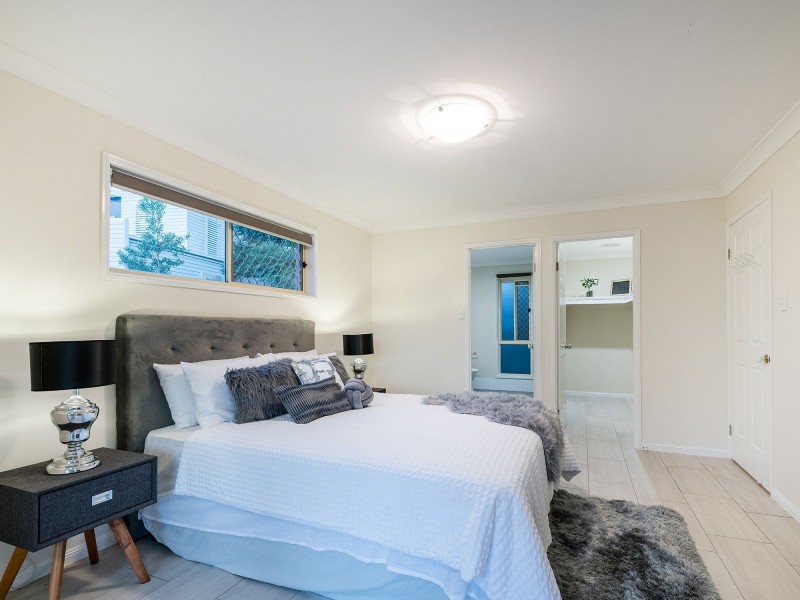 2 Aspen Crescent, Parkinson QLD 4115