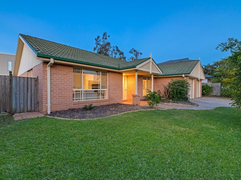 2 Aspen Crescent, Parkinson QLD 4115