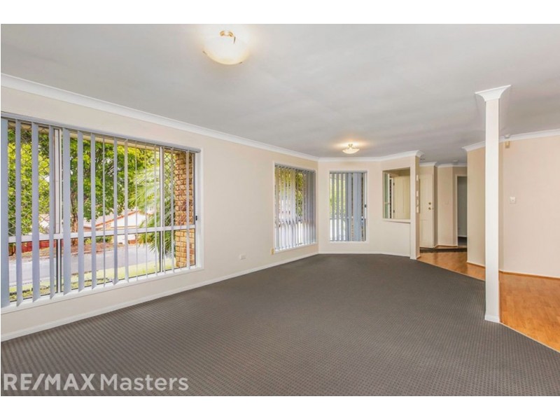 1 Conifer Pl, Forest Lake QLD 4078