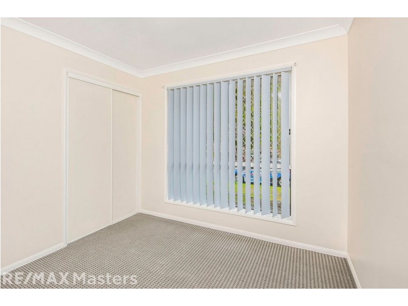 1 Conifer Pl, Forest Lake QLD 4078