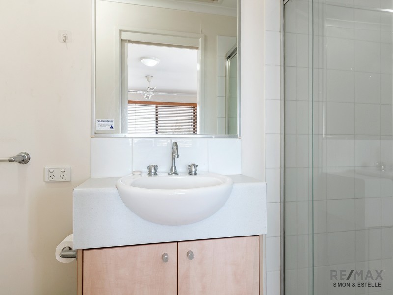 40/45 Barrett Street, Robertson QLD 4109