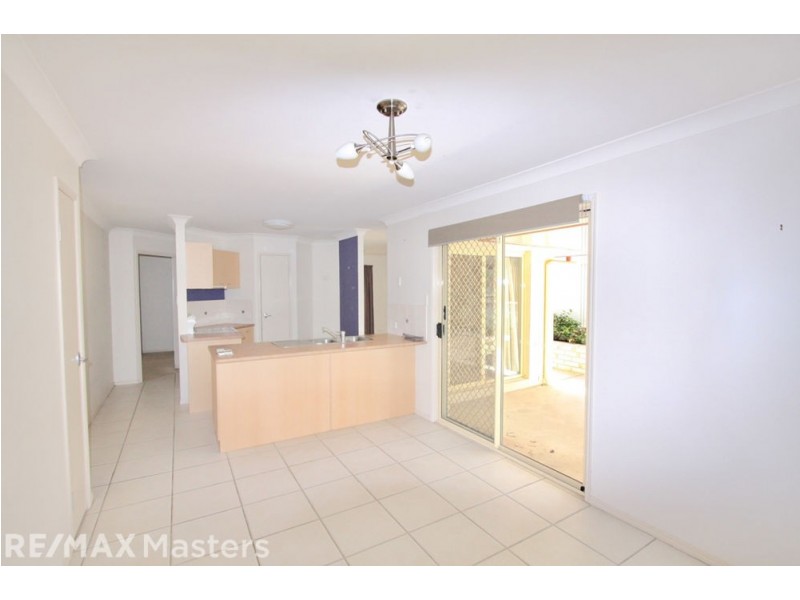 4 Cricket Street, Coopers Plains QLD 4108