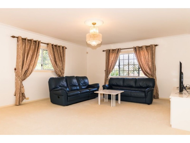 11 Gumdale Place, Sunnybank Hills QLD 4109