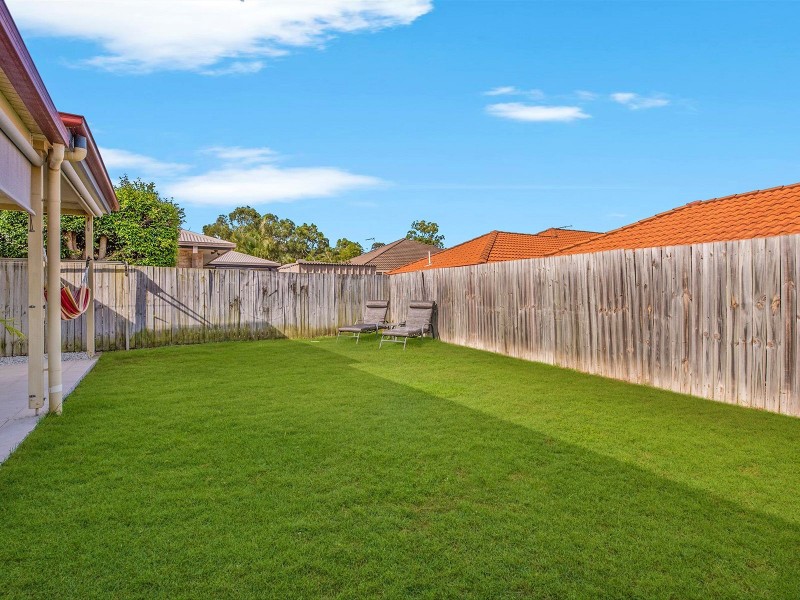 7 Tolmer Cr, Forest Lake QLD 4078