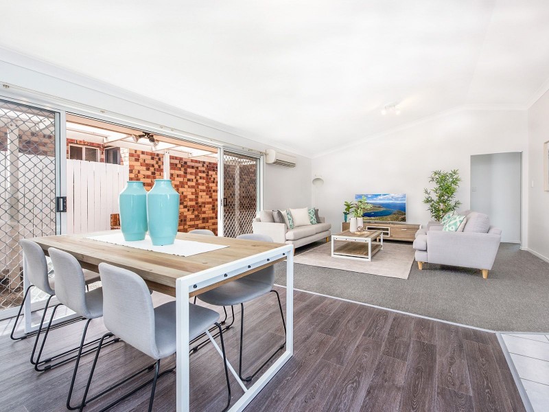 3 Moore Pl, Forest Lake QLD 4078