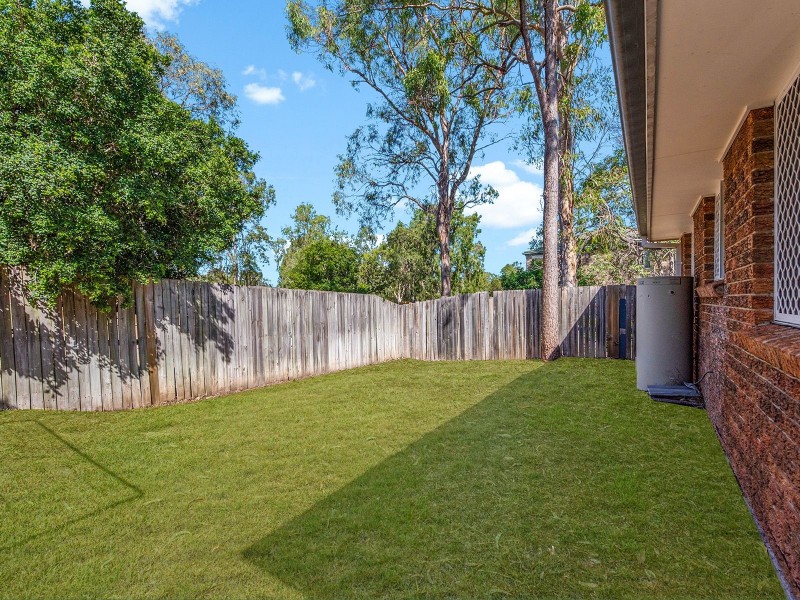 3 Moore Pl, Forest Lake QLD 4078