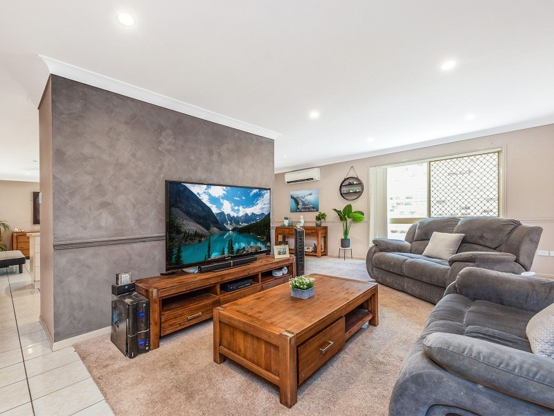 84 Serrata Circuit, Forest Lake QLD 4078