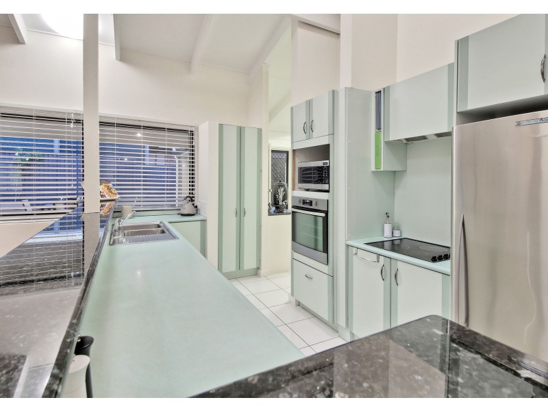 76 Dunedin Street, Sunnybank QLD 4109